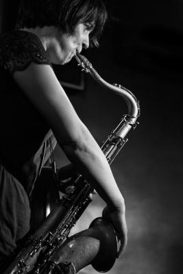 Ingrid Laubrock (2016) in Jimmy Glass Jazz Club. Valencia.