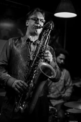 Tim Armacost (2017) at Jimmy Glass Jazz Club. Valencia