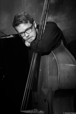 Joel Illerhag (2015) en Jimmy Glass Jazz Club. Valencia.