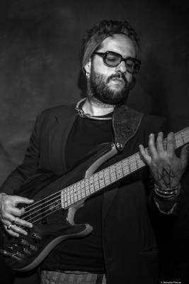Munir Hossn (2017) at Jimmy Glass Jazz Club. Valencia.