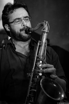 Lluc Casares (2015) en Jimmy Glass Jazz Club. Valencia
