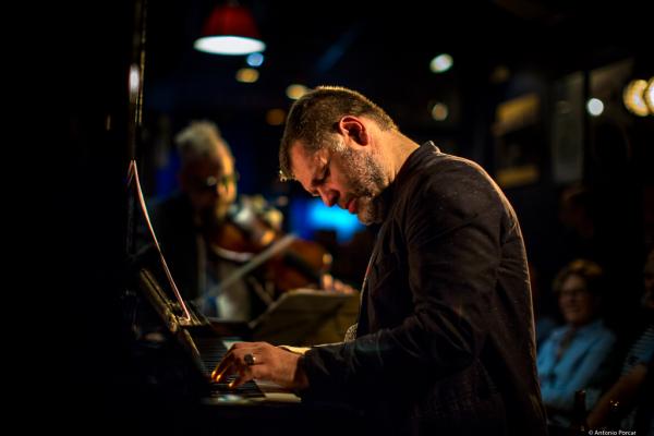 Lucian Ban (2017) in Jimmy Glass Jazz Club. Valencia