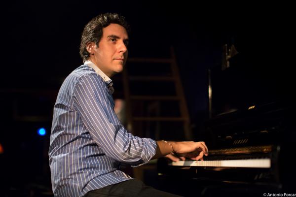 Alex Conde (2015) in Jimmy Glass Jazz Club. Valencia.