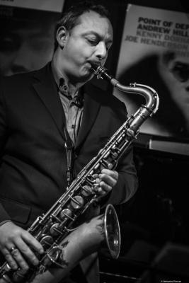 Alex Garnett (2018) at Jimmy Glass Jazz Club. Valencia.