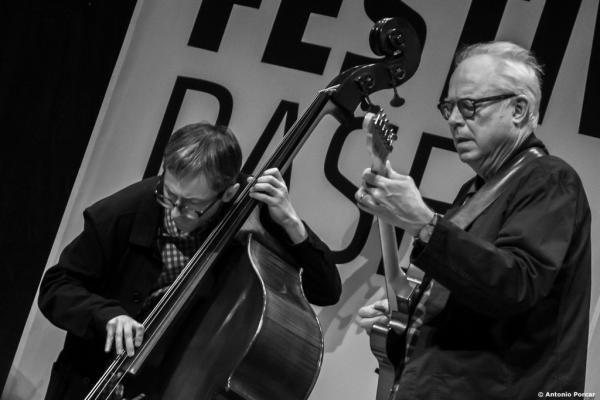 Bill Frisell w/ Thomas Morgan at Jazzfestival Basel 2023 Stadtcasino