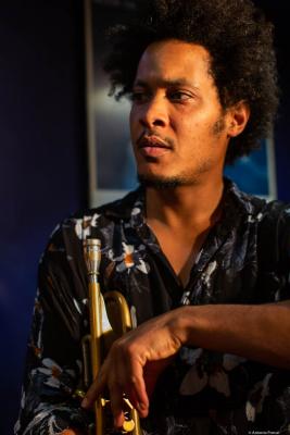 Carlos Sarduy (2020) at Jimmy Glass Jazz Club. Valencia.