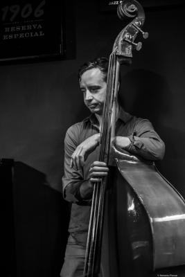 Desmond White (2019) at Jimmy Glass Jazz Club. Valencia.
