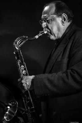 Ernie Watts (2016) at Jimmy Glass Jazz Club. Valencia.
