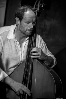Mark Hodgson (2017) at Jimmy Glass Jazz Club. Valencia.