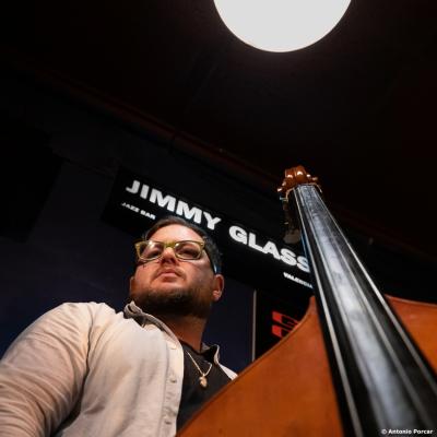 Michael Feinberg at Jimmy Glass Jazz Club. Valencia, 2023.