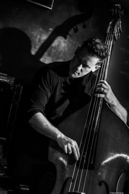 Michael Janisch (2018) at Jimmy Glass Jazz Club. Valencia