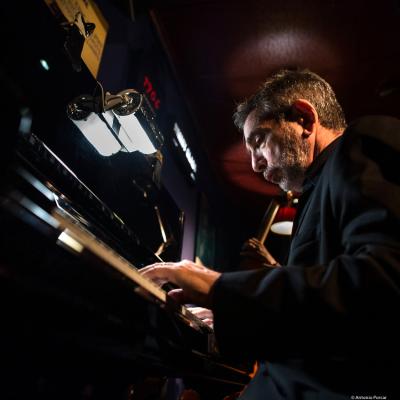 Mike Ledonne (2019) at Jimmy Glass Jazz Club. Valencia.
