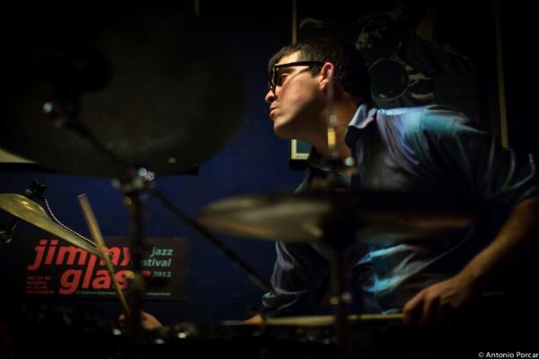 Michael Olivera (2013) en Jimmy Glass Jazz Club de Valencia.