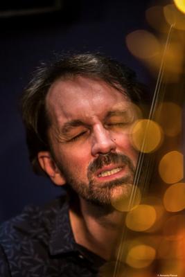 Pablo Martín Caminero (2019) at Jimmy Glass Jazz Club. Valencia