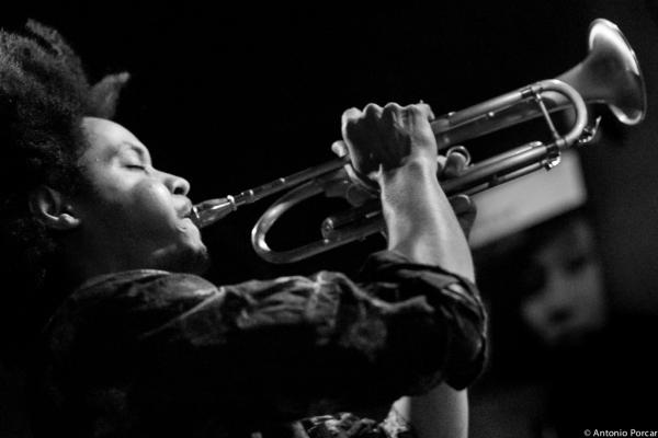 Carlos Sarduy (2013) en Jimmy Glass Jazz Club. Valencia.