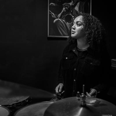 Savannah Harris (2020) at Jimmy Glass Jazz Club. Valencia.