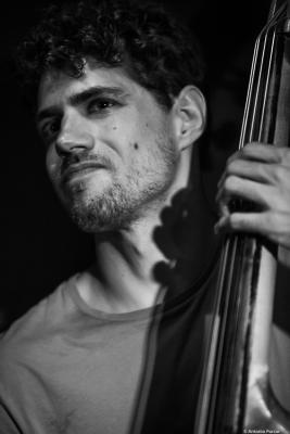 Tom Berkmann (2019) at Jimmy Glass Jazz Club. Valencia.
