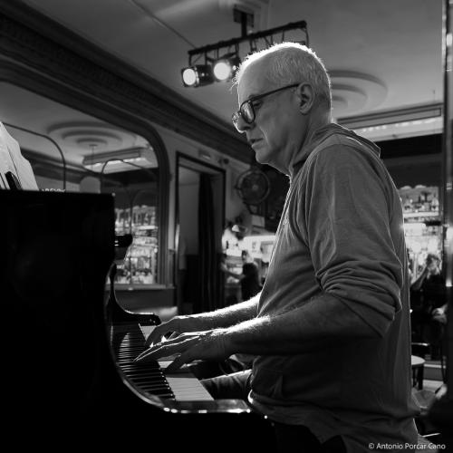 German Kucich at Café Central. Madrid, 2025.